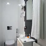 Bonjardim Apartman *